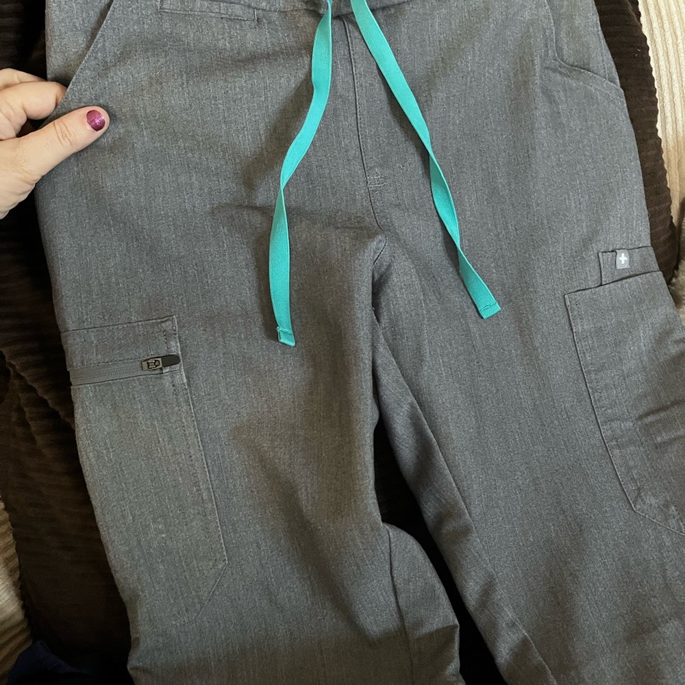 Figs slate gray XS/ XST set